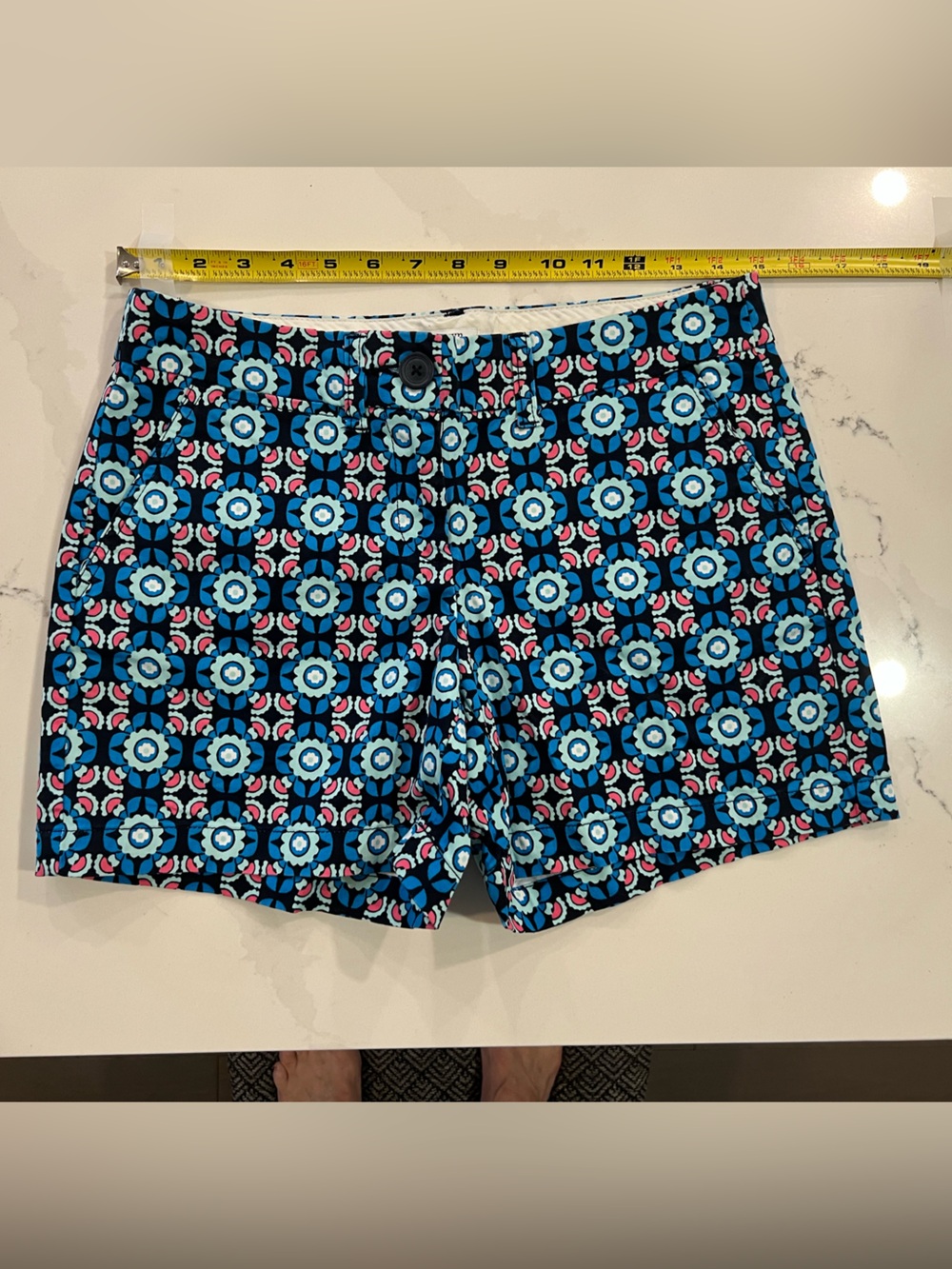 crown & ivy Blue, Black & Pink Floral Print Shorts